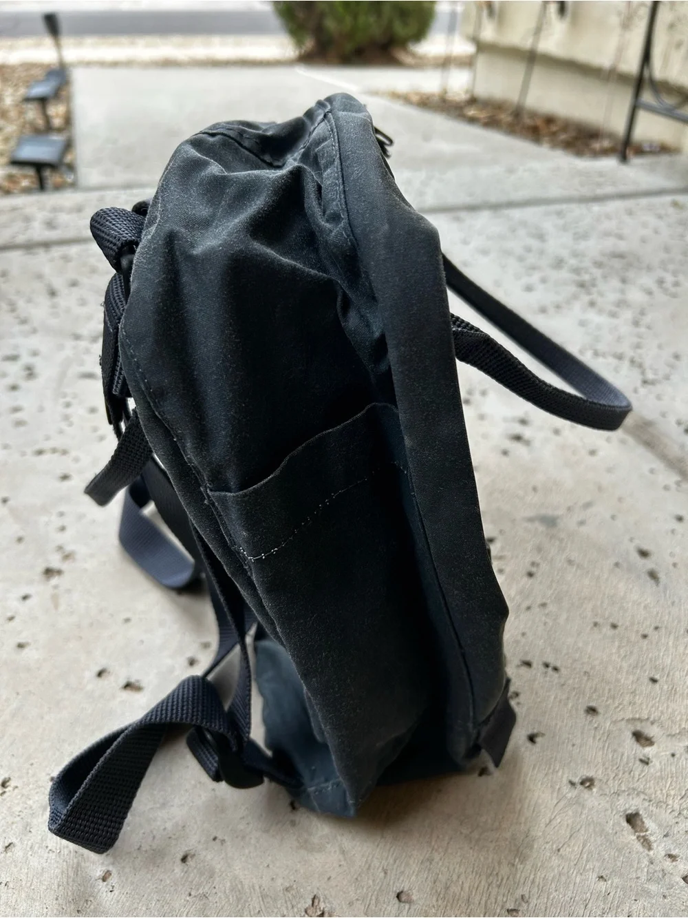 Fjallraven Kanken Mini Backpack Graphite